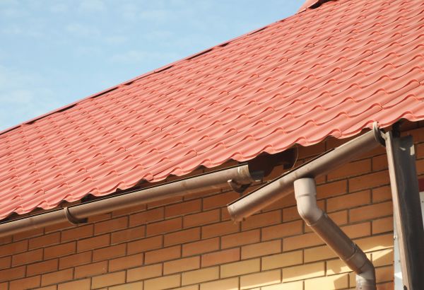 Cost of Loose Gutter Repair in Cranston