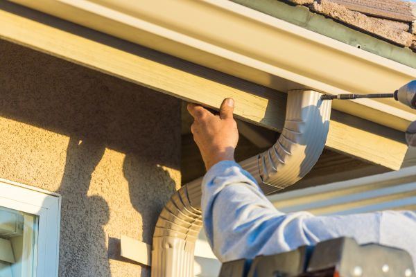 Cost of Aluminum Rain Gutter Service in Cranston
